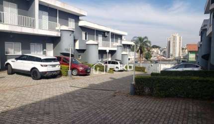 Sobrado com 3 dormitórios para alugar, 140 m² por R$ 3.320,00/mês - Jardim do Papai - Guarulhos/SP