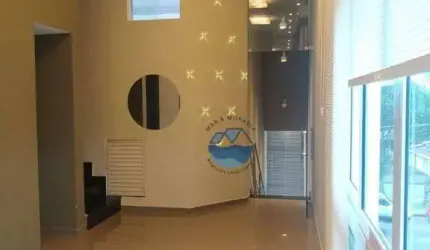 VENDE-SE CASA TRIPLEX – ACABAMENTO ALTO PADRÃO – PONTA DA PRAIA