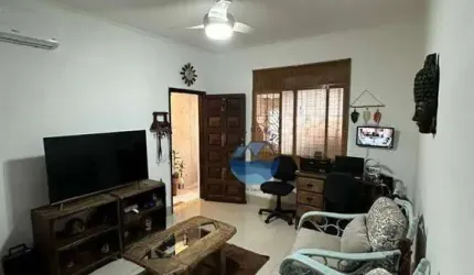 Casa com 2 dormitórios à venda, 110 m² por R$ 650.000,00 - Vila Guilhermina - Praia Grande/SP