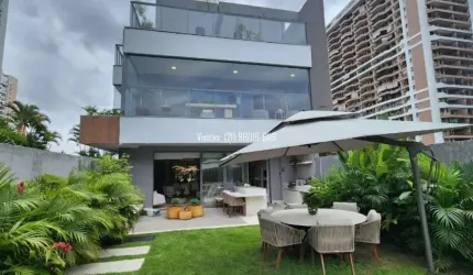 Lançamento: Casa na Barra da Tijuca, no Claris, 4 suítes, 3 vagas, com clube