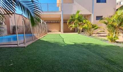Casa com 3 dormitórios à venda, 213 m² por R$ 800.000 - Parque Residencial Cândido Portinari - Ribeirão Preto/SP