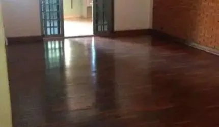 Casa com 3 dormitórios à venda, 275 m² por R$ 580.000,00 - Centro - Cravinhos/SP