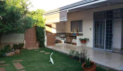 Casa com 4 dormitórios à venda, 162 m² por R$ 555.000 - Vila Tibério - Ribeirão Preto/SP