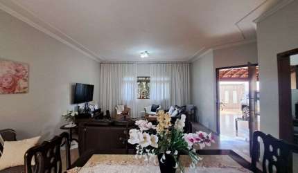 Casa com 3 dormitórios à venda, 179 m² por R$ 680.000 - Residencial e Comercial Palmares - Ribeirão Preto/SP