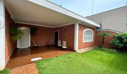 Casa com 3 dormitórios à venda, 141 m² por R$ 595.000 - Parque dos Bandeirantes - Ribeirão Preto/SP