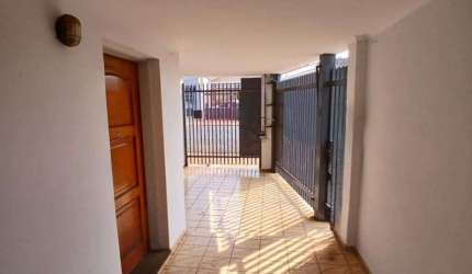 Casa com 3 dormitórios à venda, 132 m² por R$ 400.000 - Independência - Ribeirão Preto/SP