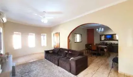 Casa com 3 dormitórios à venda, 199 m² por R$ 515.000,00 - Parque Residencial Cândido Portinari - Ribeirão Preto/SP
