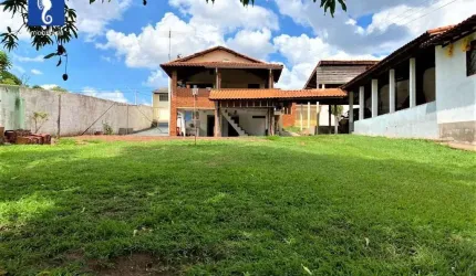 Chácara com 4 dormitórios à venda, 2600 m² por R$ 450.000,00 - Centro - Serra Azul/SP