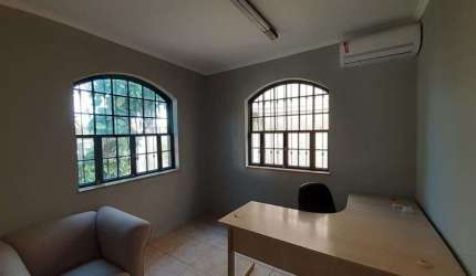 Casa com 9 dormitórios à venda de 300m² no Alto da Boa Vista - Ribeirão Preto/SP