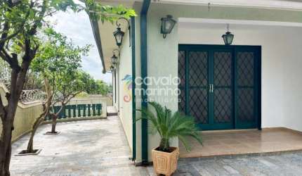 Casa à venda com 4 quartos, 256m² no Jardim São Luiz.