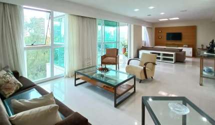 Excelente apartamento muito bem localizado no bairro da Jaqueira