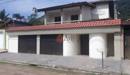 Casa em Guarujá com 282m² a Venda