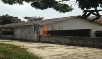 Galpão Comercial 4.000m² à Venda no Belém