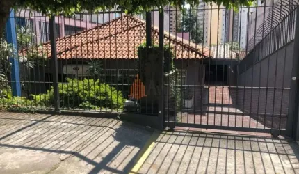 Casa Terrea Comercial ou Residencial de 4 quartos sendo uma Suite  a venda na Vl Formosa