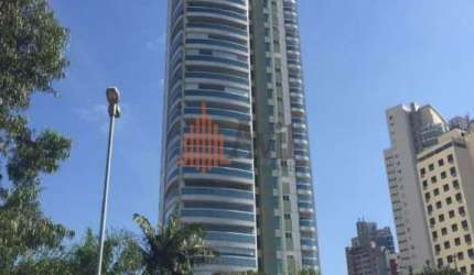 Apartamento 335m² com 4 suítes à Venda no Anália Franco