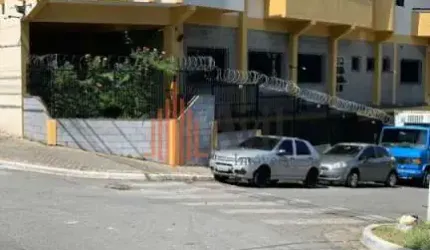 Prédio Comercial 800m² para Locação ou Venda na Vila Primavera