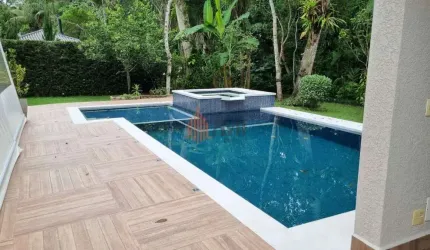Casa de Condomínio 400m² à Venda na Riviera de São Lourenço