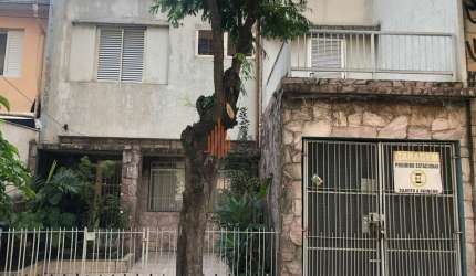 Sobrado Residencial 200m² com 4 Quartos, 3 Suítes à Venda no Pari