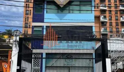Prédio de 3 andares sendo piso térreo mais duas lajes para locação no Tatuapé