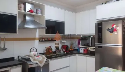 Sobrado Residencial 112m²  com 3 dormitórios, 1 suíte à Venda na Vila Prudente