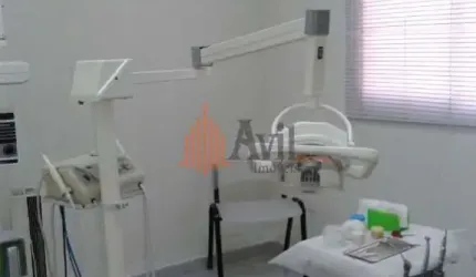 Prédio Comercial 600m² à Venda no Patriarca
