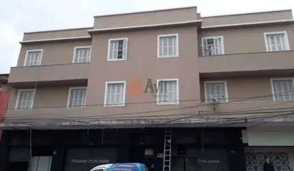 Prédio Comercial 1.500m² à Venda no Belém