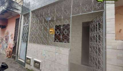 Casa com 1 quarto à venda, por R$ 100.000 - Uruguai - Salvador/BA