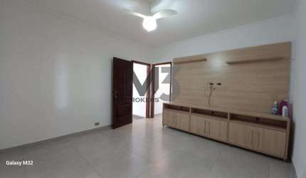 Casa à venda em Hortolândia, Jardim Adelaide, com 3 quartos, com 217 m²