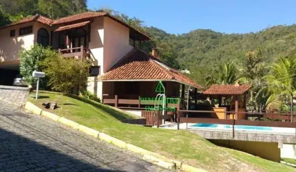 Casa com 4 dormitórios à venda, 390 m² por R$ 1.550.000,00 - Piratininga - Niterói/RJ