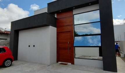 Casa nova maravilhosa a VENDA no Cristo