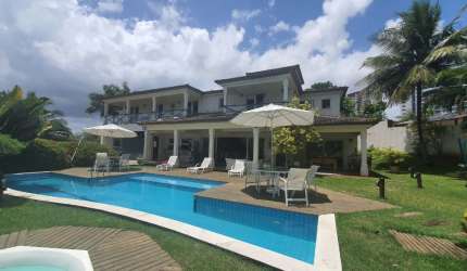 CASA EM CONDOMINIO PISCINA NASCENTE