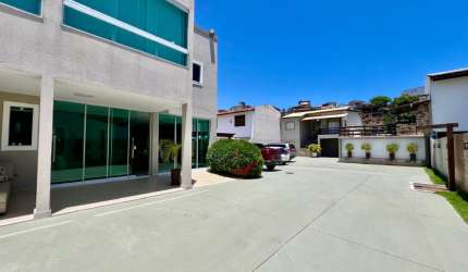 LINDA CASA COM 4 SUITES LINDA TODA MOBILIADA