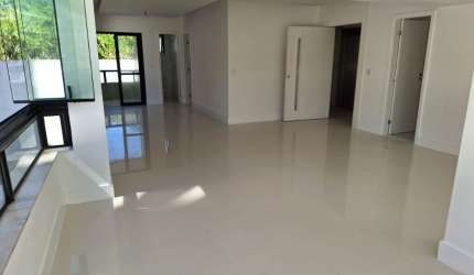 LINDO APARTAMENTO 1 POR ANDAR PRIVACIDADE
