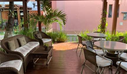 LINDA CASA PERTO DE TUDO