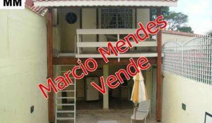 Casa para Venda em Cachoeira Paulista, Margem Esquerda, 3 suítes, 2 vagas