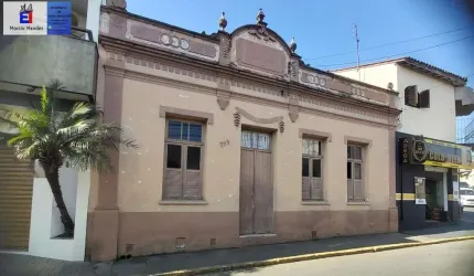 Casa para Venda em Cachoeira Paulista, Centro, 4 dormitórios, 2 banheiros