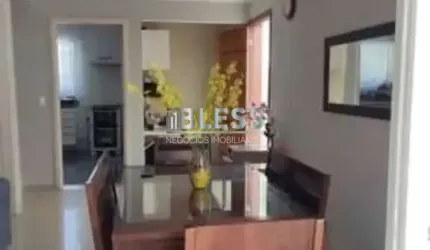 Casa em Condomínio de Alto Padrão em Jundiaí-SP, Jardim Colônia: 3 Quartos, 1 Suíte, 1 Sala - Imperdível!