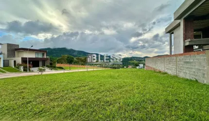 Terreno à venda no Condomínio Alphaville I