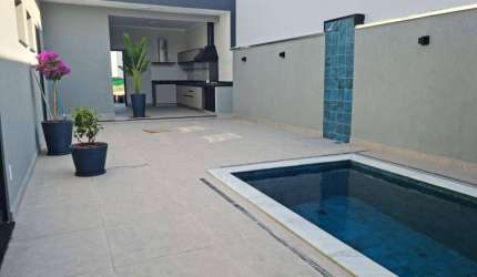 Casa Térrea Condomínio Piemonte com Piscina