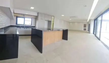 Sobrado Condomínio Terra Cota com Piscina e Elevador
