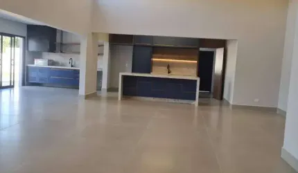 Casa Térrea com 4 suítes, escritório e piscina condomínio Jardins do Golfe