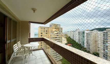 Apartamento à Beira-Mar com Vista Deslumbrante – Locação Anual – Praia das