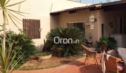 Sobrado à venda, 244 m² por R$ 1.150.000,00 - Jardim Europa - Goiânia/GO