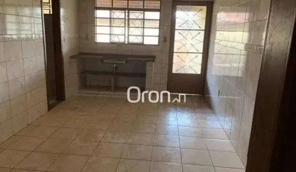 Casa com 2 dormitórios à venda, 163 m² por R$ 240.000,00 - Conjunto Cruzeiro do Sul - Aparecida de Goiânia/GO