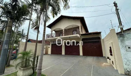 Sobrado à venda, 414 m² por R$ 1.350.000,00 - Setor Leste Vila Nova - Goiânia/GO