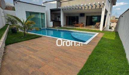 Sobrado mobiliado com 4 dormitórios à venda, 475 m² por R$ 3.420.000 - Condomínio do Lago - Goiânia/GO