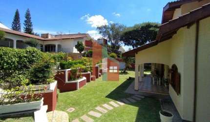 Casa de alto padrão no condomínio Flamboyant - Atibaia