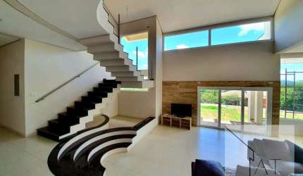 Casa em Atibaia, condomínio Serra da Estrela