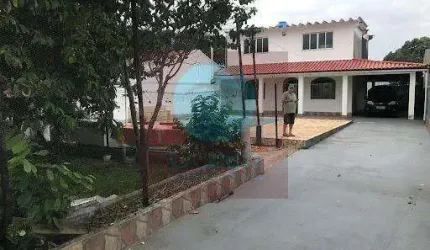 Ocean vende: São Bento da Lagoa, piscina, 4 quartos, sala em 2 ambientes,área gourmet churrasqueira