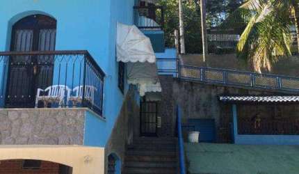 Ocean Vende: Baldeador, Condomínio, Casa, 4 quartos sendo 1 suíte, piscina, 6 andares.